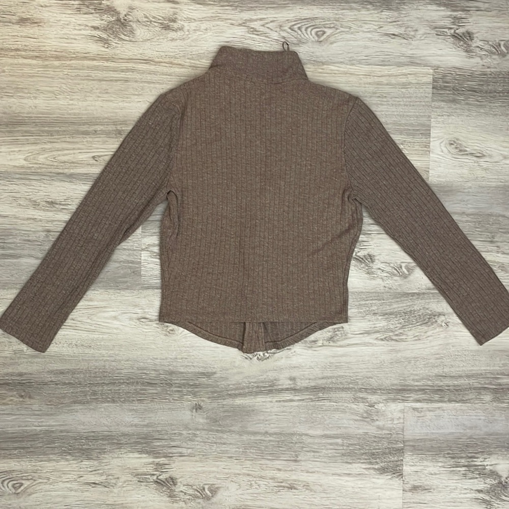Zara Mauve Long Sleeve Button Front Waist Length Sweater with Collar Size Medium - Picture 5 of 10
